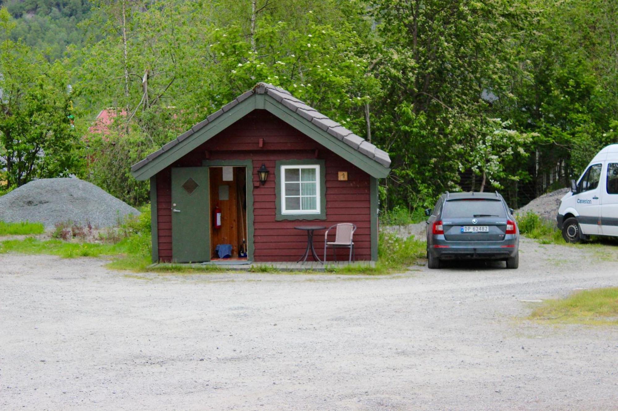 Skysstasjonen Cottages Roldal Bilik gambar
